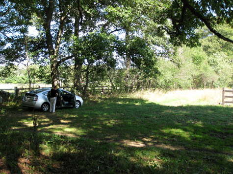 parking for Browning Field and Pigeon Hill