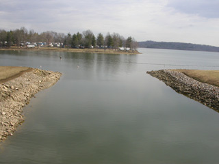 a view of Senecaville inlet from the damn